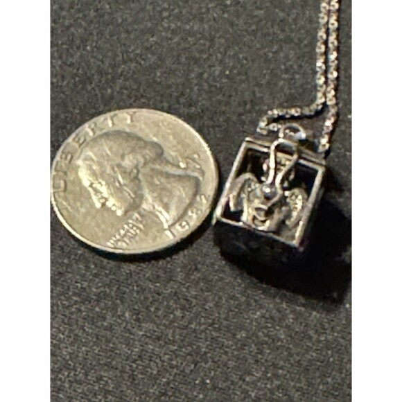925 Prayer Box Necklace Angels on Box Vintage 18in Chain - Picture 3 of 7